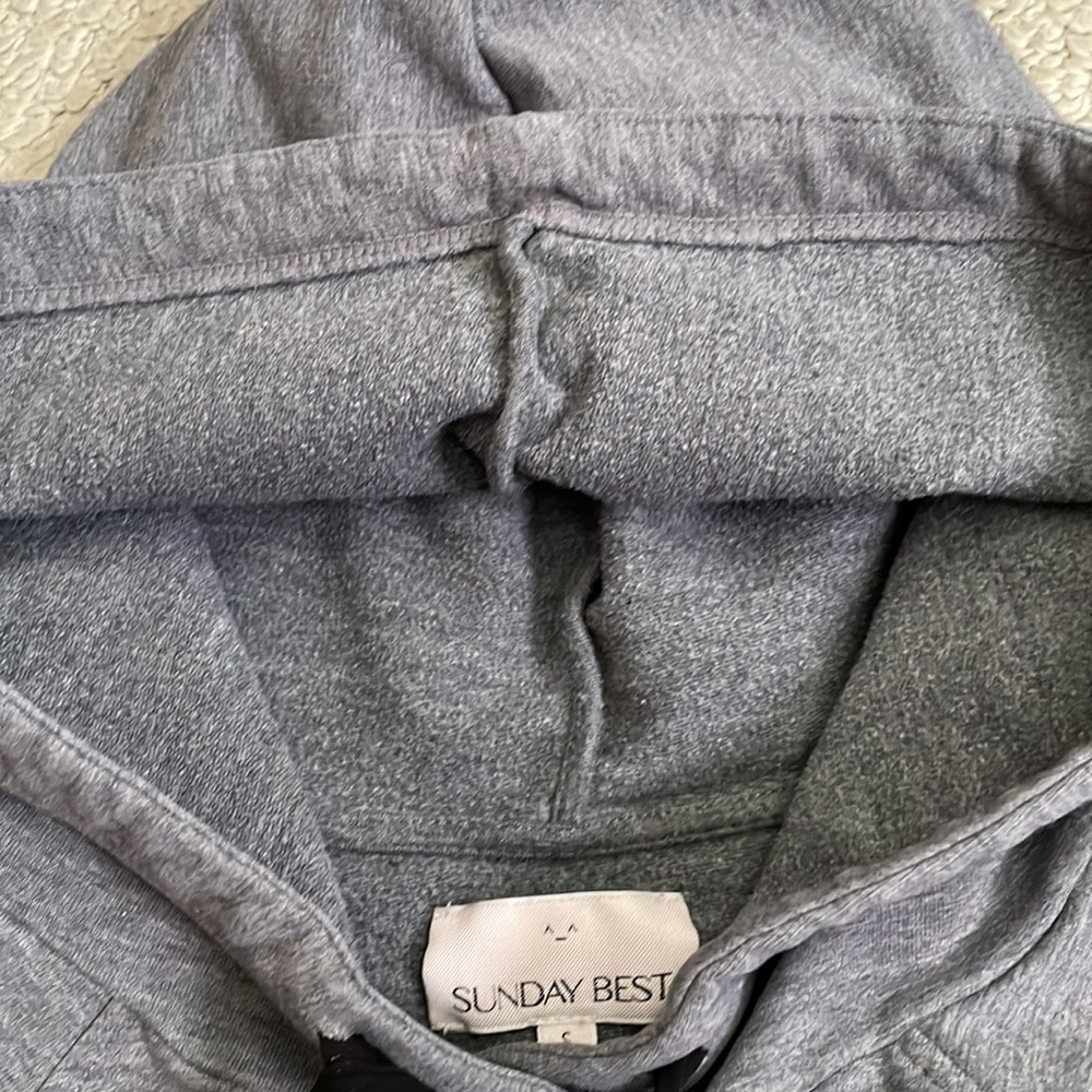 Aritzia Sunday best “Sunday rendez-vous” cropped hoodie - Picture 5 of 13